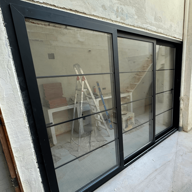 Раздвижная система REHAU на лоджии