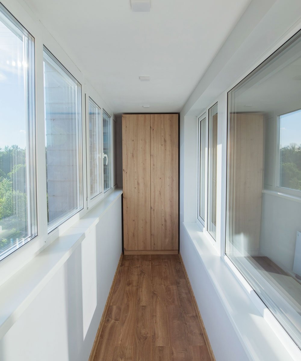 Loggia and balcony glazing