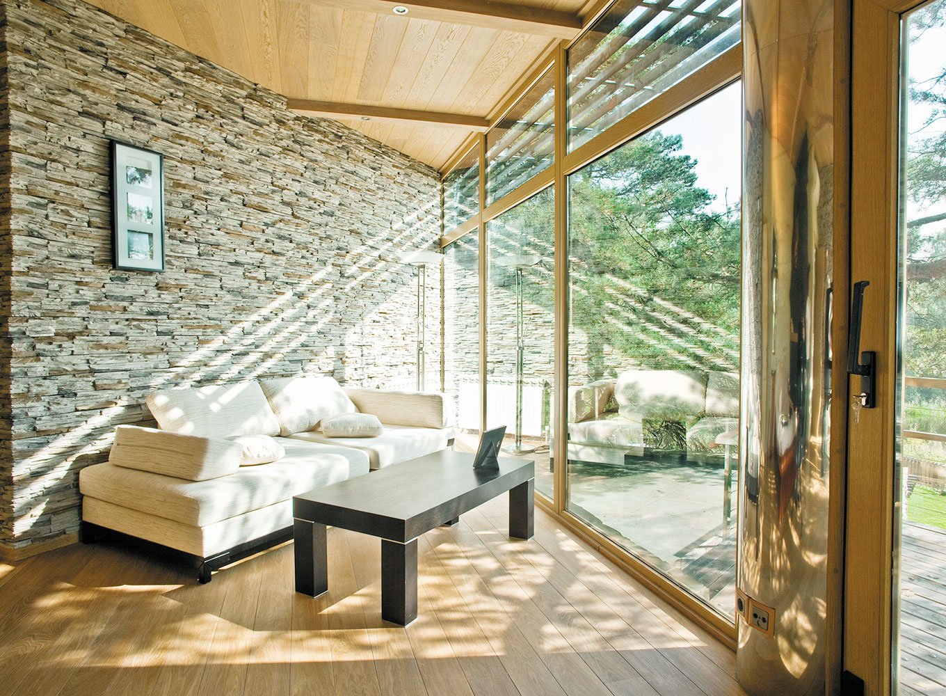 Glazing of country houses and verandas