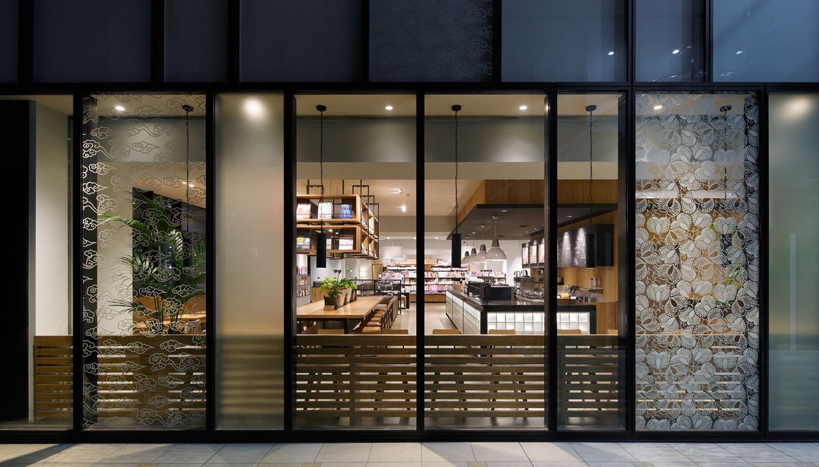 Витринное остекление магазина